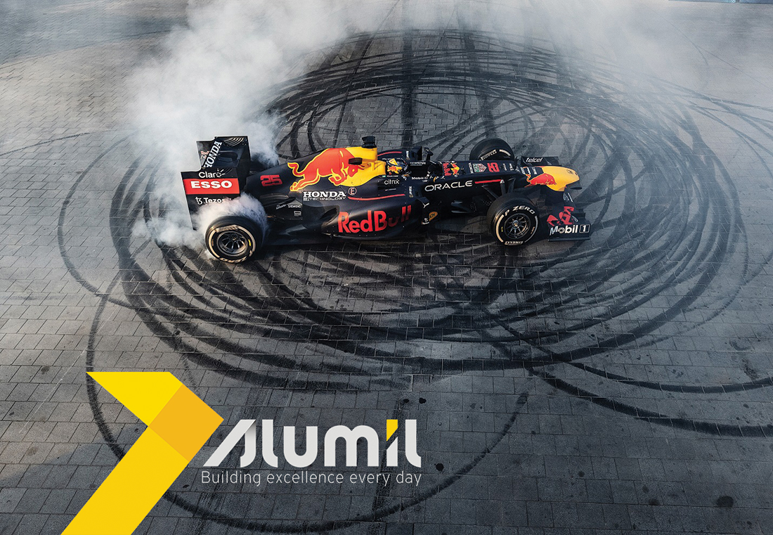 , Red Bull Showrun by ALUMIL: Οι κορυφαίες επιδόσεις της F1  συναντούν την καινοτομία της ελληνικής πολυεθνικής, Κτίσμα &amp; Αλουμίνιο